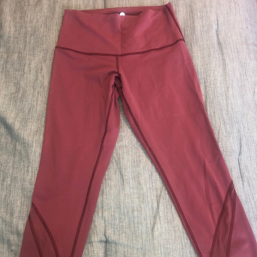 Lululemon Size 8 3/4 leggings